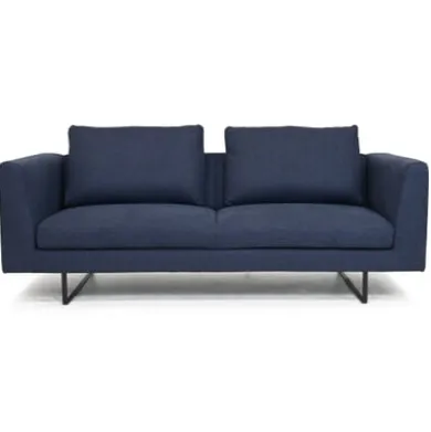 Sofa August